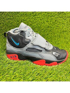 Nike Air Max Speed Turf GS Boys Size 6.5Y Black Gray Red Casual Shoes Sneakers